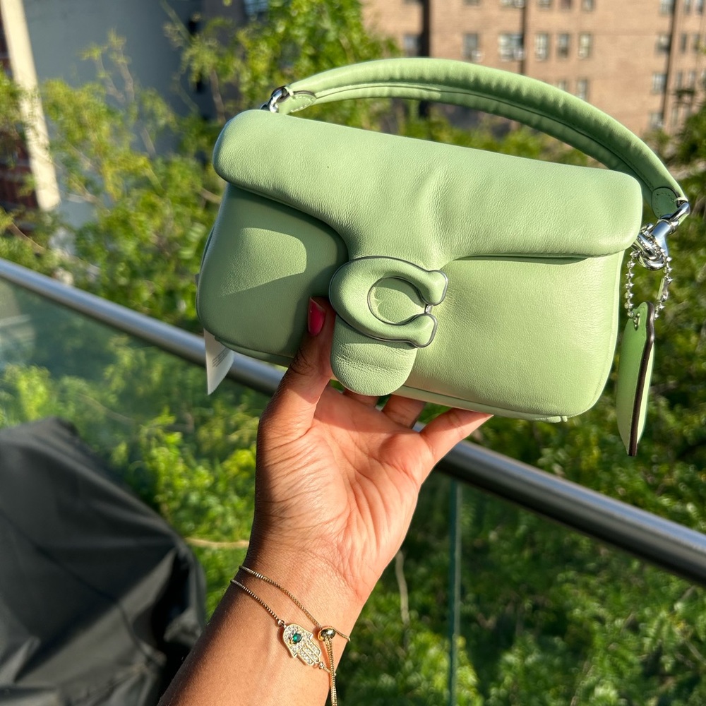 NWT - COACH Pillow Tabby 18 - Pale Pistachio